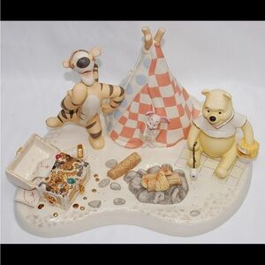 LENOX DISNEY SHOWCASE POOH CAMPING ON HONEY ISLAND 1505/3500 Tigger Piglet rare